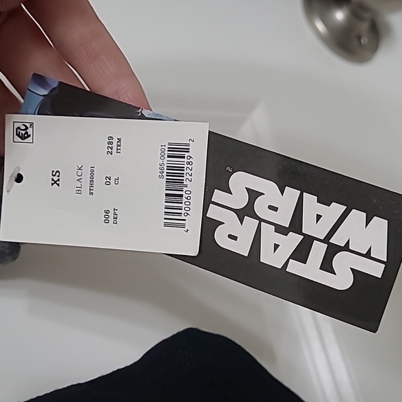 Disney Star wars XS quarter sleeve gold, black and gray tshirt - Picture 3 of 5